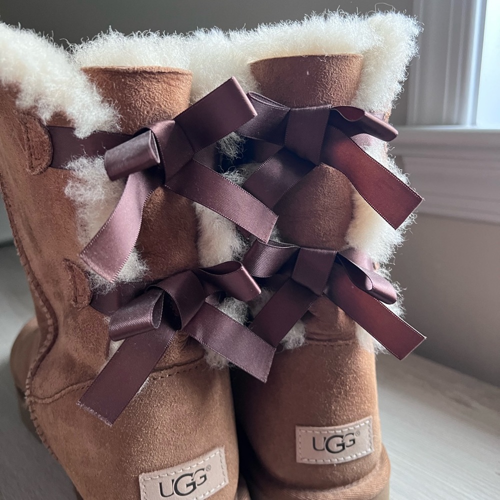 UGG Bailey Bow chestnut boots
